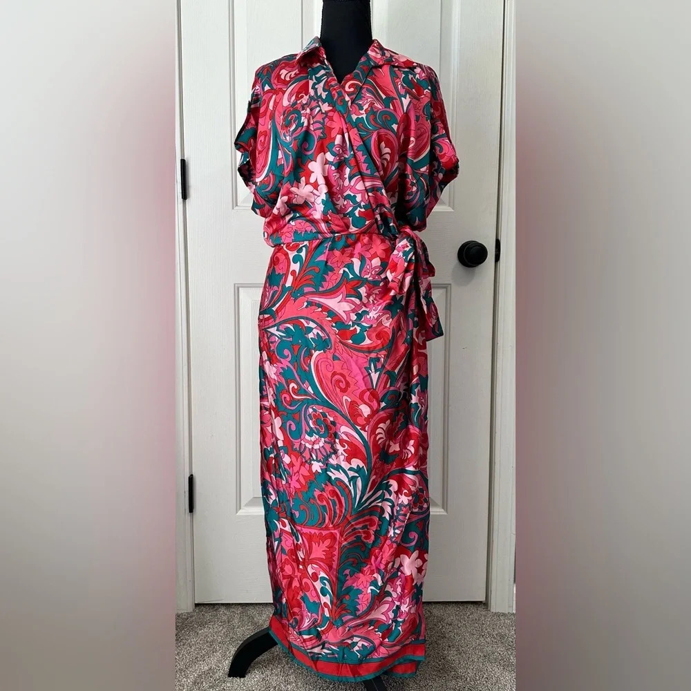 NWT Entro Wrap Dress. Size Large. - Picture 3 of 6